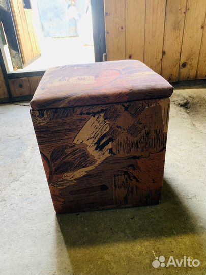 Банкетка пуфик