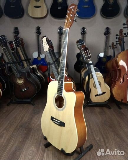 Акустическая гитара Belucci