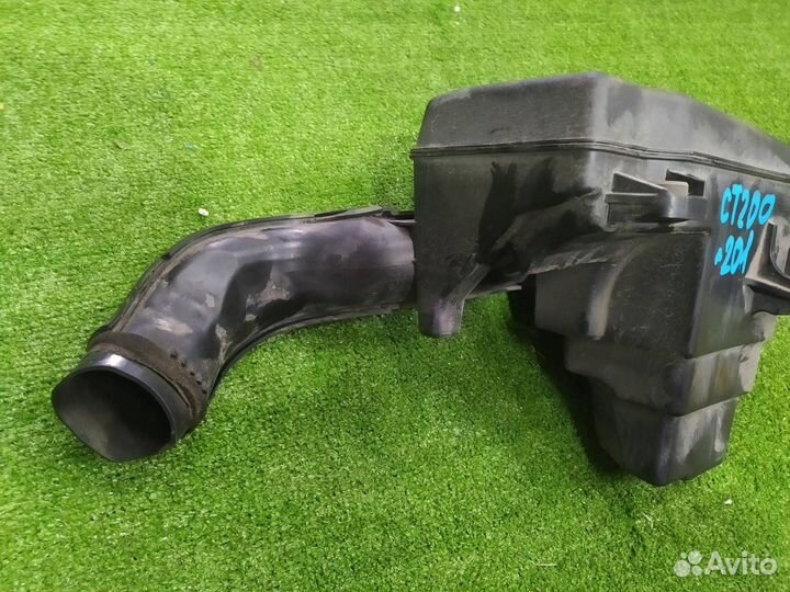 Резонатор воздушного фильтра Lexus Ct200H 2zrfxe