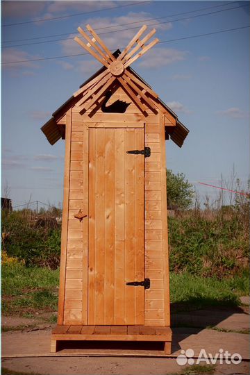 Уличный туалет деревянный GAR207