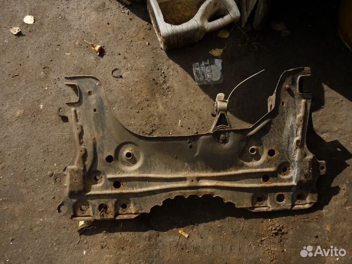 Подрамник форд фокус 1 есть ржавчина