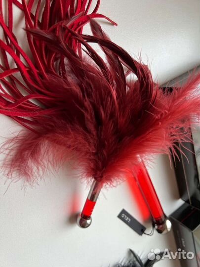 Плетка LeLo, бурлеск