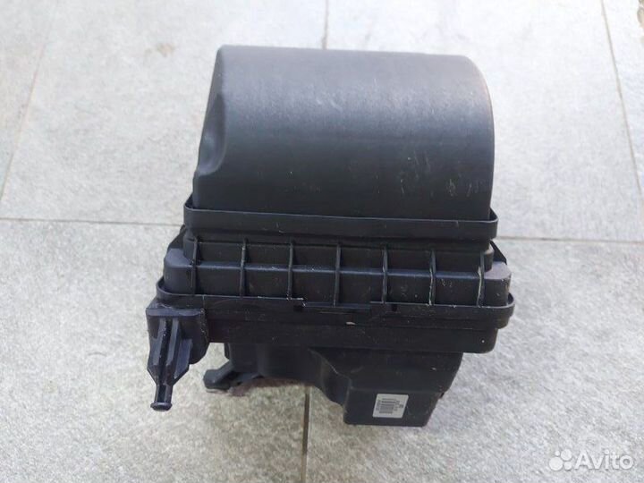 Корпус воздушного фильтра Hyundai Santa Fe TM G4KJ