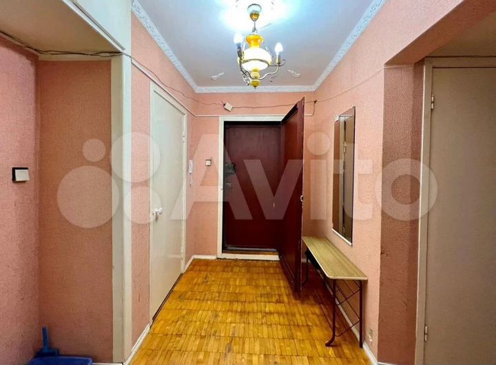 3-к. квартира, 71 м², 4/9 эт.
