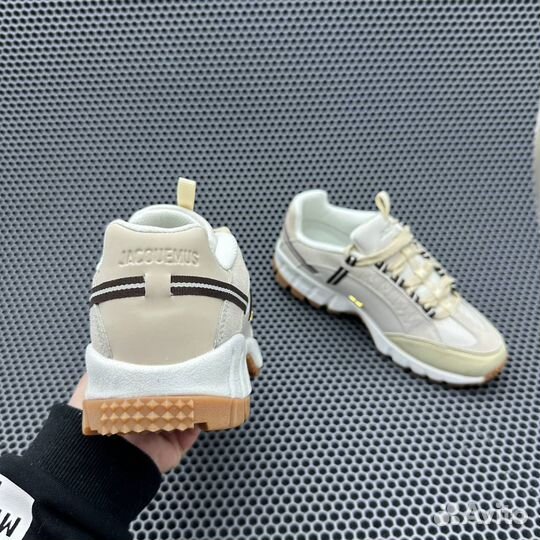 Nike Air Humara LX Jacquemus Light Bone Gold кросс