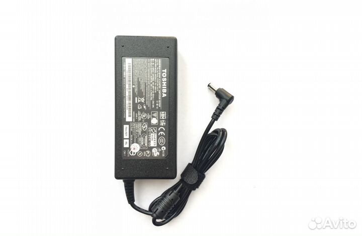 Блок питания для ноутбука Toshiba 19V, 4.74A, 5.5x2.5мм, 90W, с сетевым кабелем
