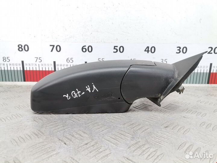 Зеркало боковое правое для Opel Meriva A 13148955