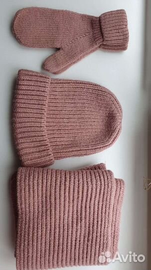 Комплект шапка, шарф и варежки