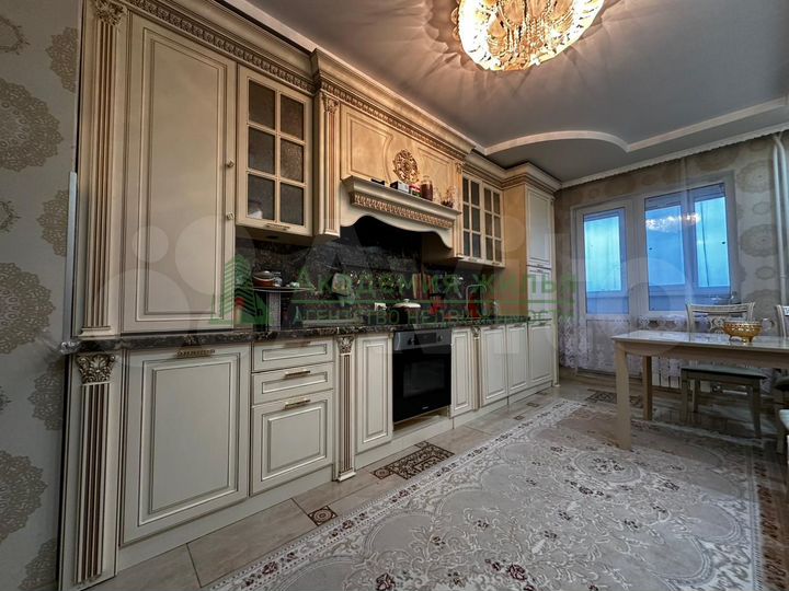 3-к. квартира, 80,5 м², 5/10 эт.