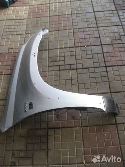 Крыло пер правое.под молдинг для Toyota Rav 4