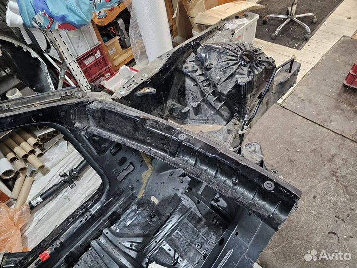 Четверть передняя левая Mercedes W222