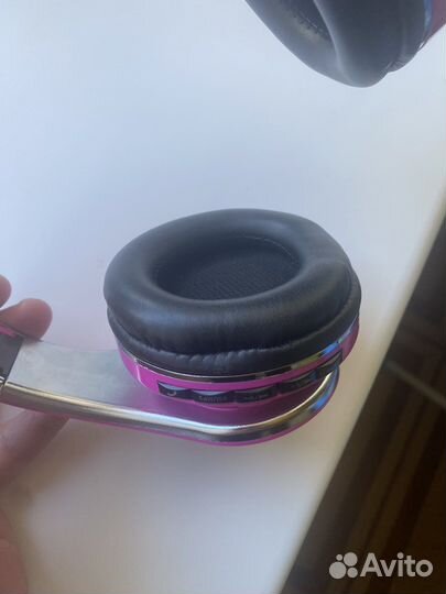 Беспроводные наушники beats