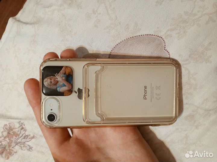 Мобильные телефоны