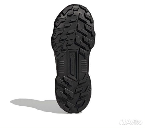 Новые оригинальные кроссовки Adidas Terrex