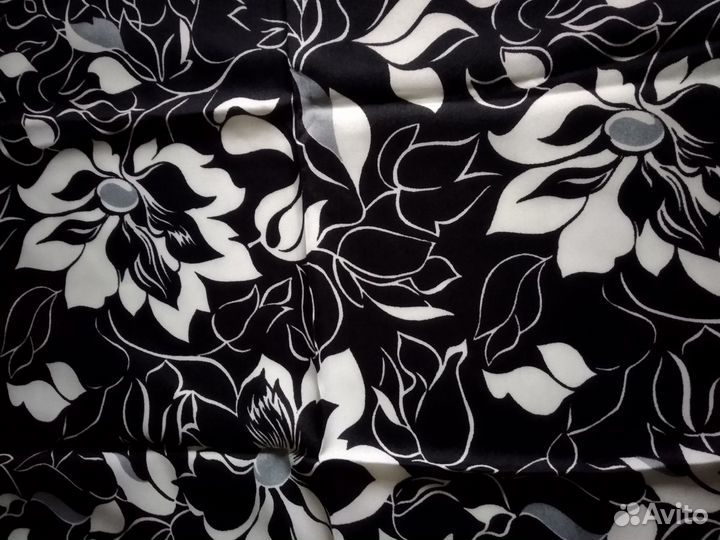 Шелк. Ткань СССР. Черно-белые цветы. Винтаж