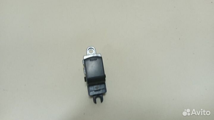 Кнопка стеклоподъемника Nissan Qashqai