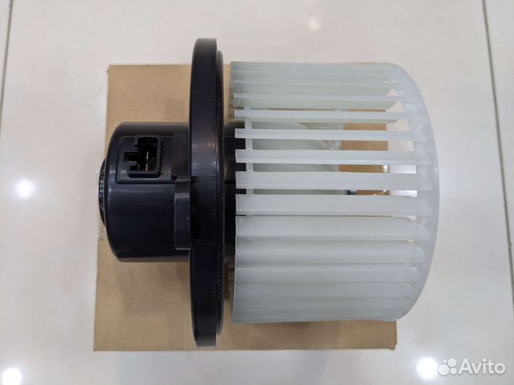 Мотор отопителя mitsubishi L200 kl1t (2014)