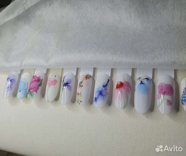 Маникюр, педикюр, покрытие гель лаком. Подолог