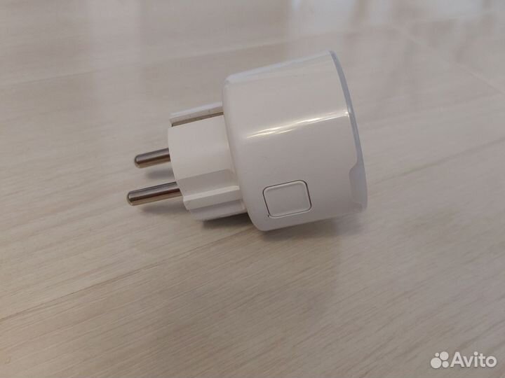 Умная WI-FI розетка Rubetek RE-3305