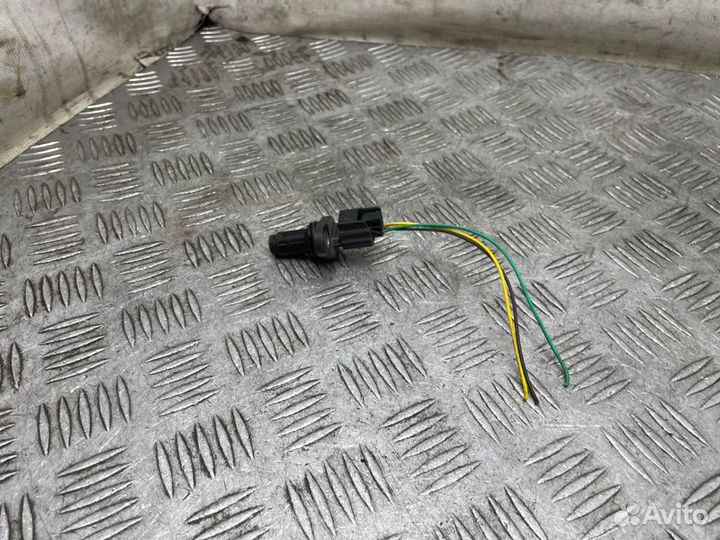 Датчик положения коленвала Nissan Qashqai J10