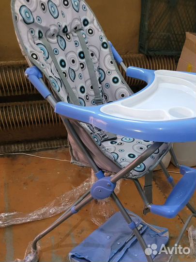 Детский стульчик для кормления