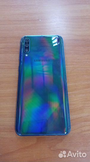 Смартфон Samsung Galaxy A50