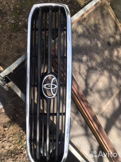 Решетка радиатора