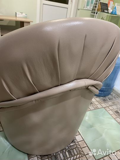 Пуфик в прихожую бу