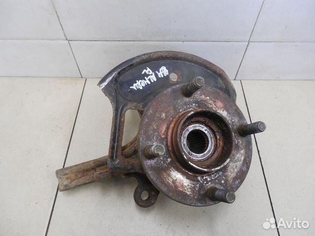 Кулак поворотный передний левый Almera Classic (B1