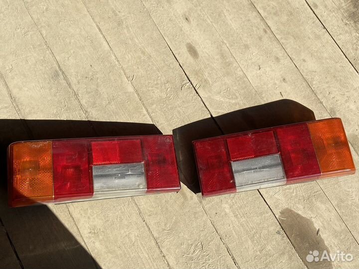 Задние фонари