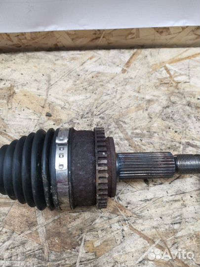 Привод правый Kia Ceed хетчбэк 1.4 G4FA 2014