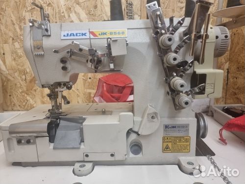 Плоскошовная машина с обрезкой края jack