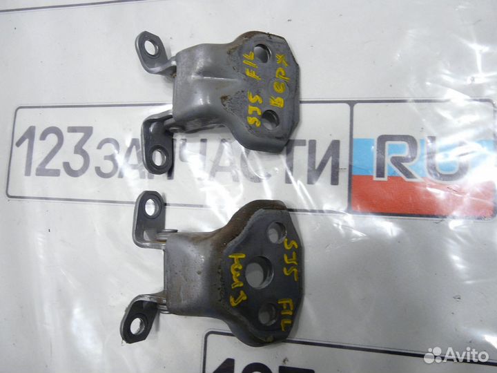 Петля двери передней левой нижняя Subaru Forester