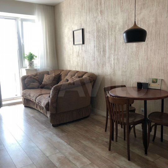 2-к. квартира, 45 м², 4/10 эт.