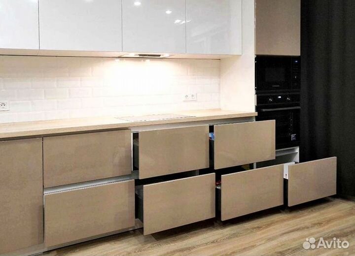 Кухня современная на заказ. Доставка и сборка