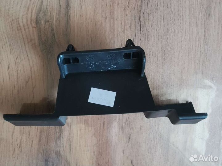 Кронштейн дефлекора