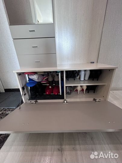 Прихожая новая