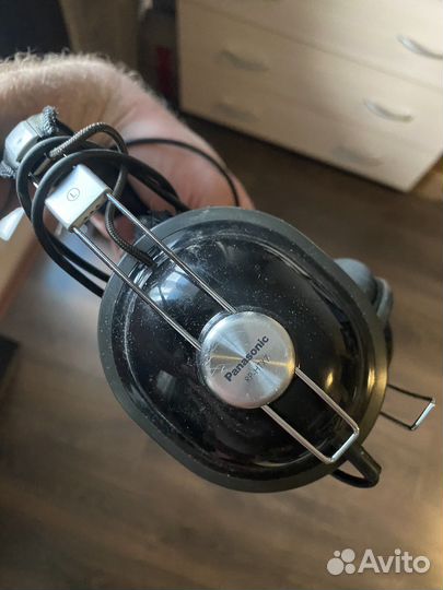 Наушники Sony и Panasonic