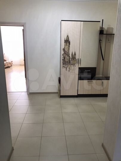 2-к. квартира, 57,4 м², 2/10 эт.