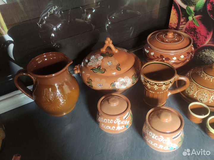 Набор глиняной посуды