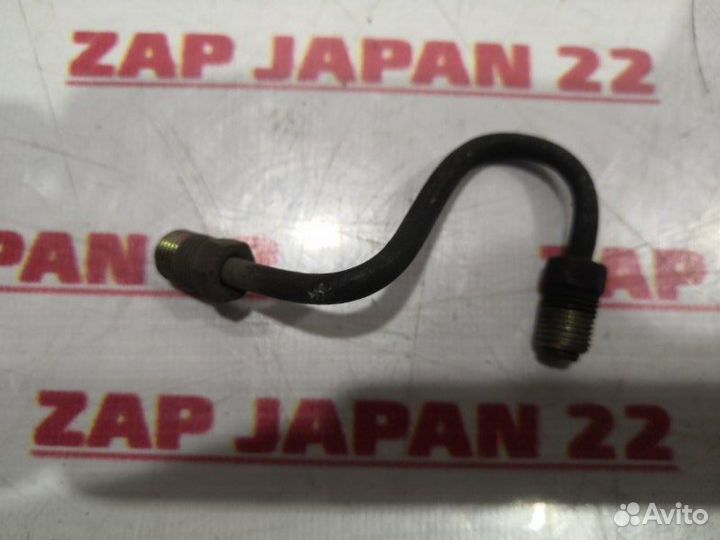 Трубка тормозная передняя правая Mitsubishi Delica