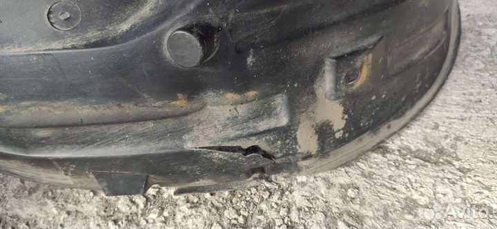 Renault koleos подкрылок/локер