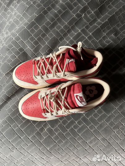 Nike dunk low Valentine's day