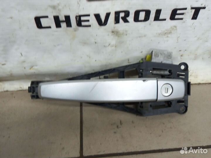 Ручка передней левой двери Опель Астра Н