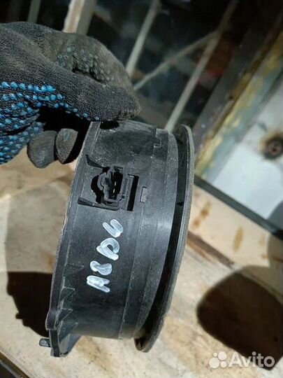 Динамик двери передний левый Ауди а8д4