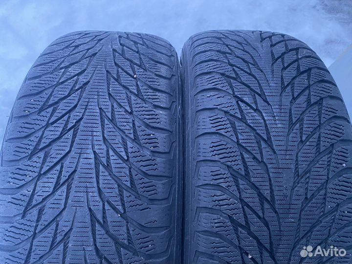 Nokian Tyres Hakkapeliitta R2 235/55 R17 103R