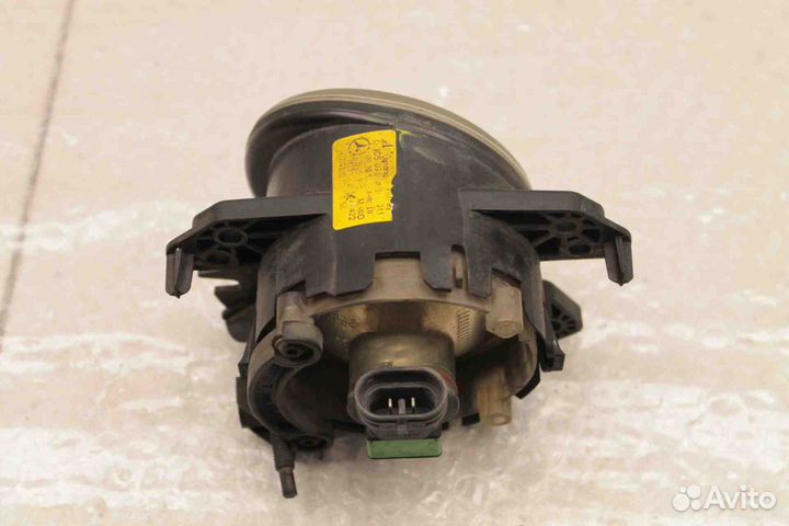 Фара противотуманная левая Mercedes Benz W245