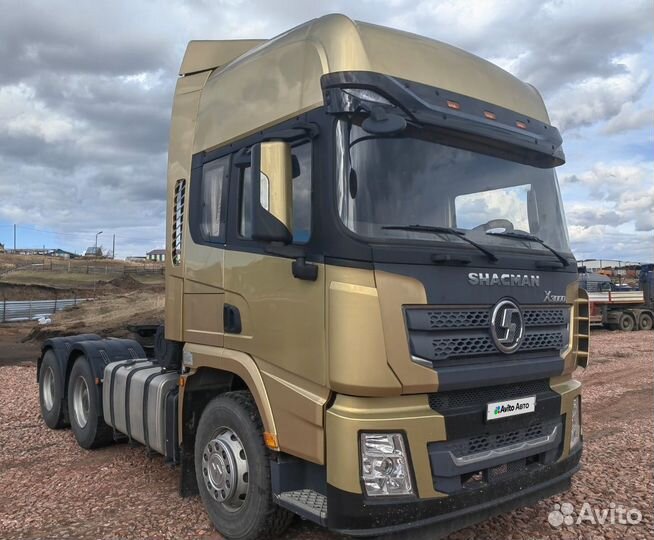 Shacman SX42584V324, 2023