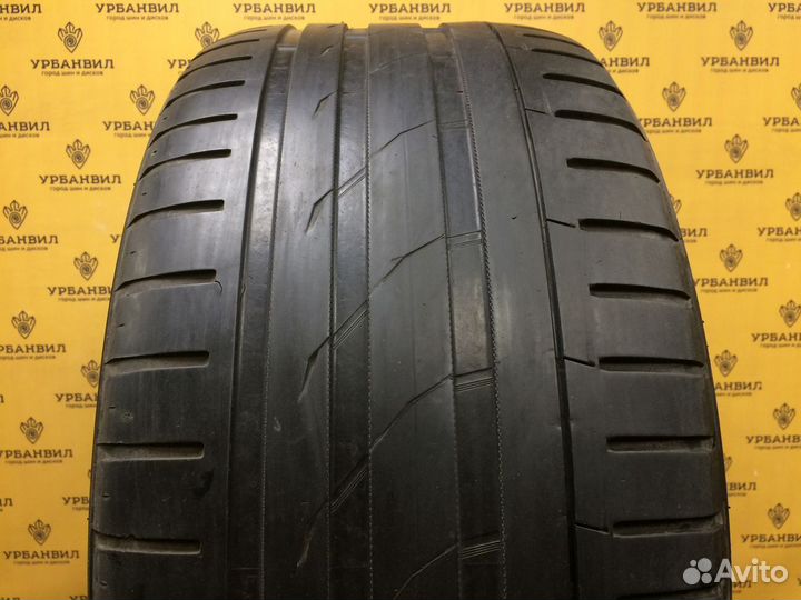 Nokian Tyres Hakka Black SUV 295/40 R21 111Y