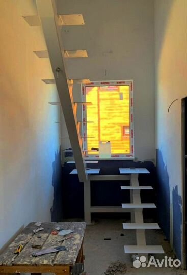 Лестницы г-образные